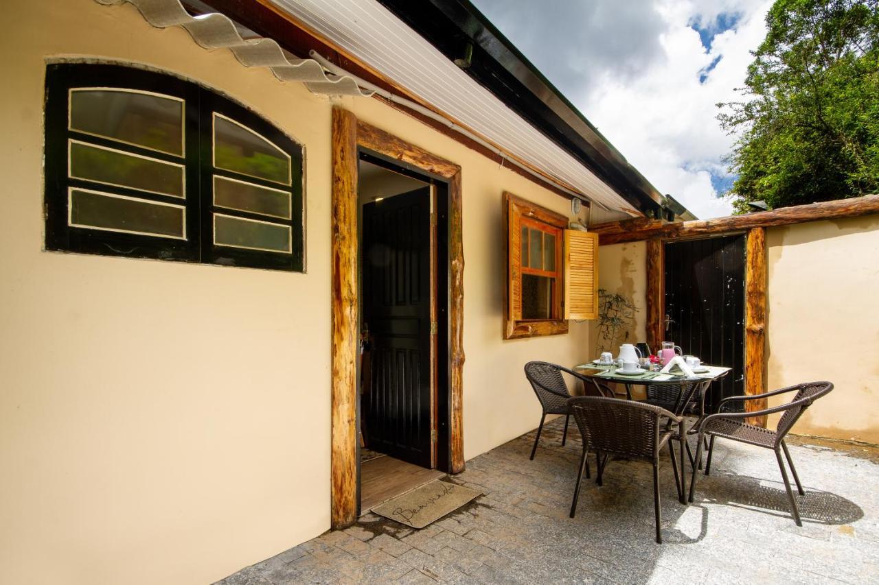 Pousada Casa Mantiqueira - Proxima Ao Capivari E Opcoes De Hidromassagem Campos do Jordão Eksteriør billede